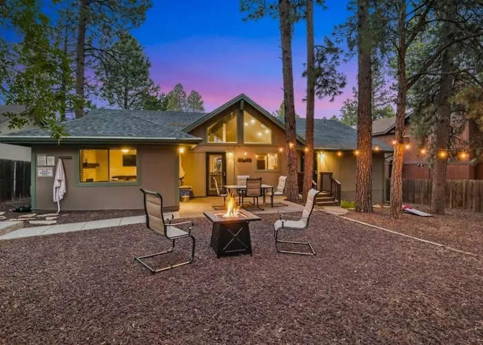 Retreat W Hot Tub Fireplace Flagstaff
